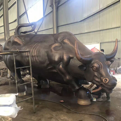 Tinggi 180cm Patung Banteng Perunggu Hidup Patung Pemandangan Luar Ruangan