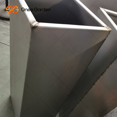 Corten Penanam Hias Logam Luar Ruangan Besar Penanam Dinding Logam Persegi Panjang