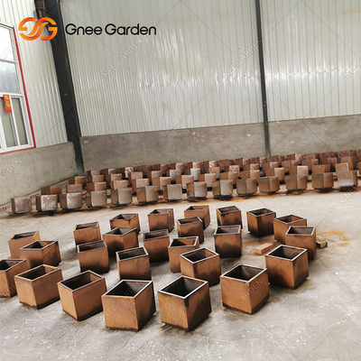Corten Penanam Hias Logam Luar Ruangan Besar Penanam Dinding Logam Persegi Panjang