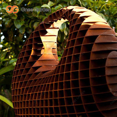 Corten Steel Klasik Emas Logam Taman Patung Ornamen Patung Patung