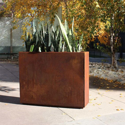 Sesuaikan Corten Steel Planter Pot Bunga Besar Luar Ruangan Logam Persegi