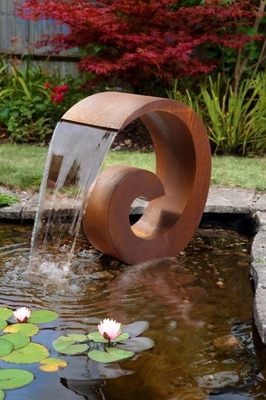 Fitur Air Logam Luar Ruangan Ornamen Taman Air Mancur Baja Corten