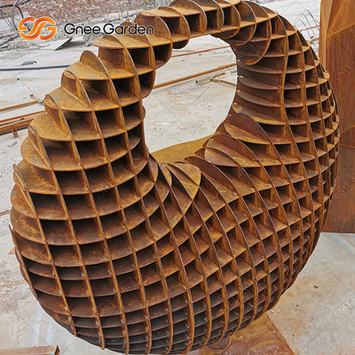 Patung Perunggu Luar Ruang Besar 5.0-8.0mm Patung Baja Corten Abstrak Modern
