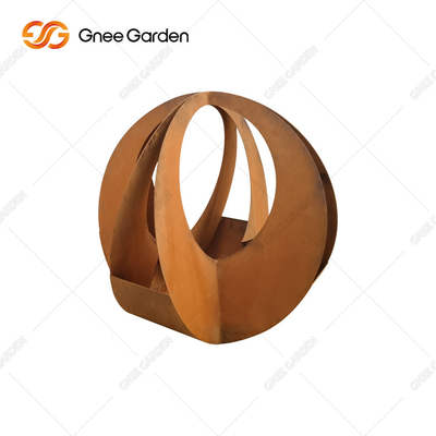 Bentuk Kustom Potong Laser Pot bunga baja corten geometris 90 * 25 * 25cm