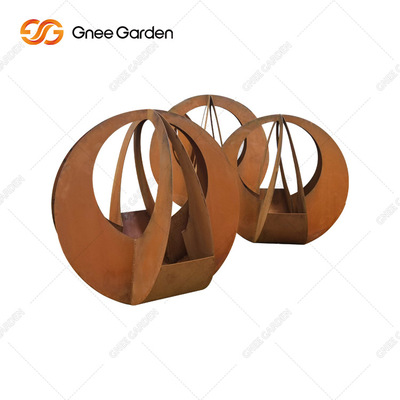 Bentuk Kustom Potong Laser Pot bunga baja corten geometris 90 * 25 * 25cm