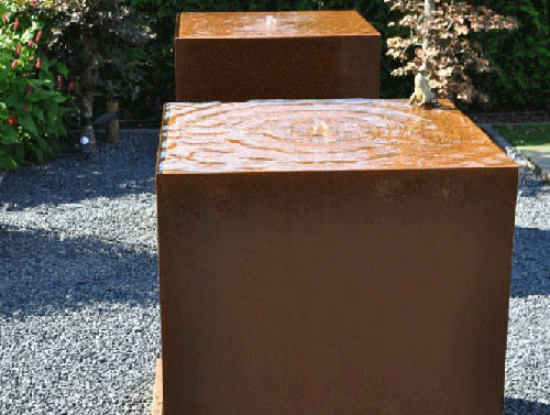 1100mm Ornamen Taman Logam Persegi Fitur Air Baja Corten