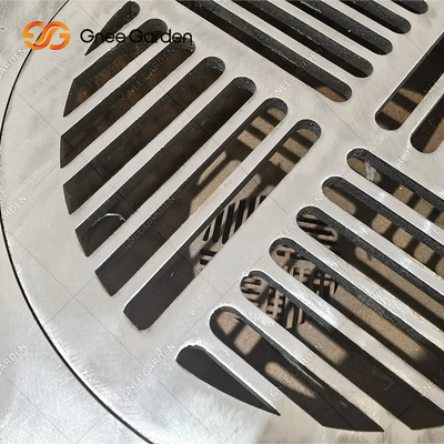 Luar Ruangan BBQ Corten Steel Fire Pit Dengan Penyimpanan Kayu Bakar Halaman Belakang Warna Rusty