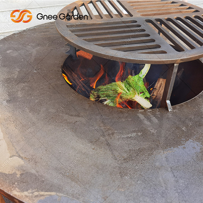 Warna Rusty Outdoor BBQ Grills Arang Perokok Dengan Piring Masak Bulat Diameter 100cm