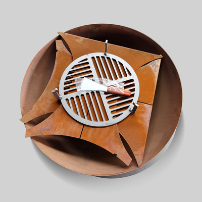 1000mm Corten Steel Outdoor Cooking Grills Dengan Basis Yang Dapat Dilepas