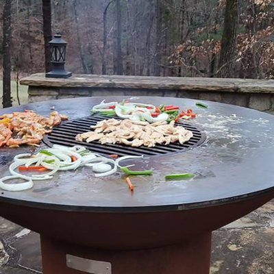 Arang Berbahan Bakar Logam Luar Ruangan Memasak BBQ Grills Tahan Cuaca Untuk Sayuran Daging