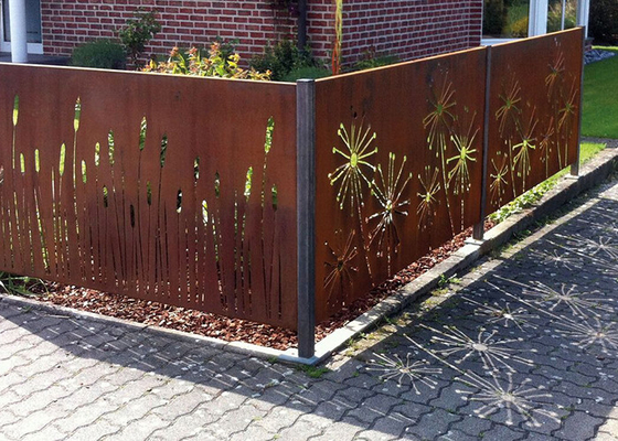 Pemotongan Laser Pola Dandelion Dekorasi Layar Taman Baja Corten