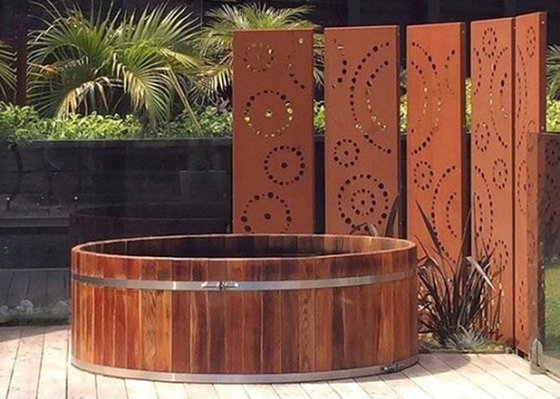 1800x900mm Ornamen Taman Logam Corten Steel Layar Dekoratif Pola Lingkaran