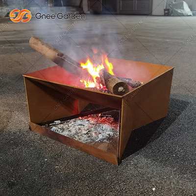 Garden Wood Burning Corten Steel Firepit untuk Berkemah di Halaman Belakang