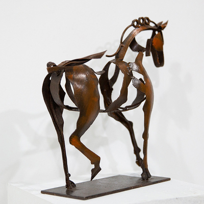 Hollow Life Size Horse Metal Outdoor Sculpture Abstrak Untuk Lanskap