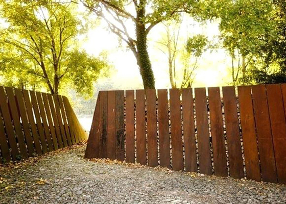 2m Tinggi Taman Corten Steel Fence Panel Desain Eksterior untuk Perumahan
