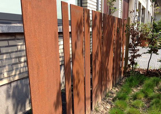 2m Tinggi Taman Corten Steel Fence Panel Desain Eksterior untuk Perumahan